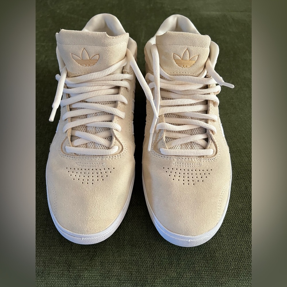 Adidas | Tyshawn Mid Off-White skate shoes - Picture 10 of 14